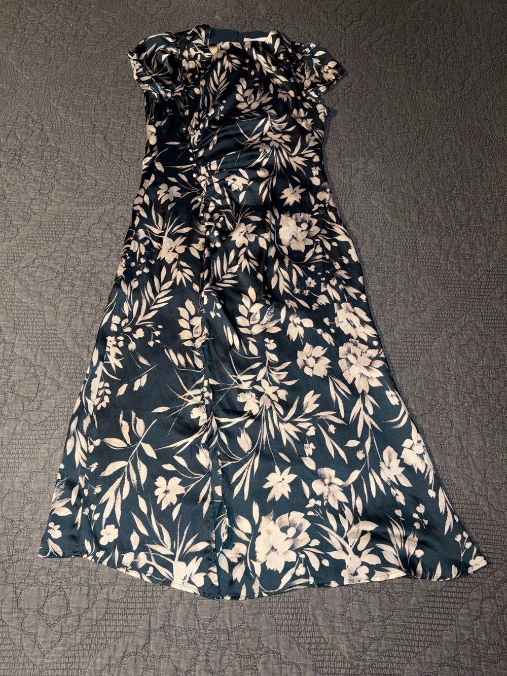 Petal & Pup Lisbeth Midi Dress-Green Floral Size-L:Fit-Runs Small